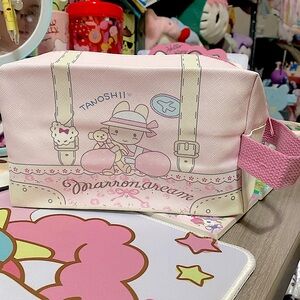 Marroncream makeup pouch